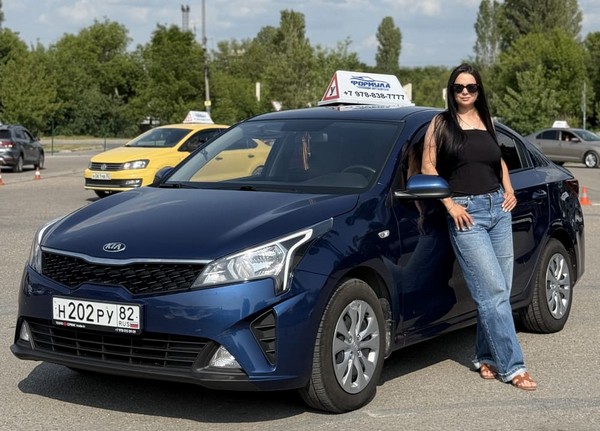 Автоинструктор Белошапка Эвелина Анатольевна